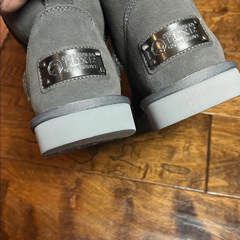 Australian Luxe Collective Gray Extra Short Boots, size 9